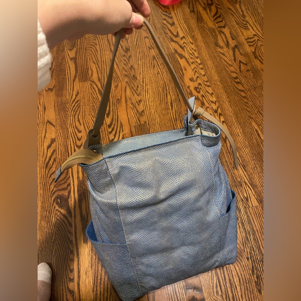 Brand new (never used) Gianni Notaro purse.